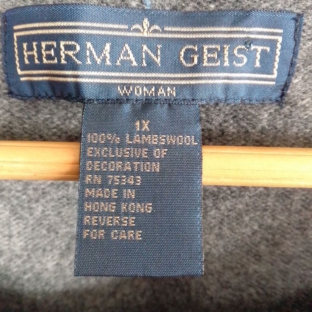 Herman Geist lambswool sweater vest with beadwork - Picture 5 of 6